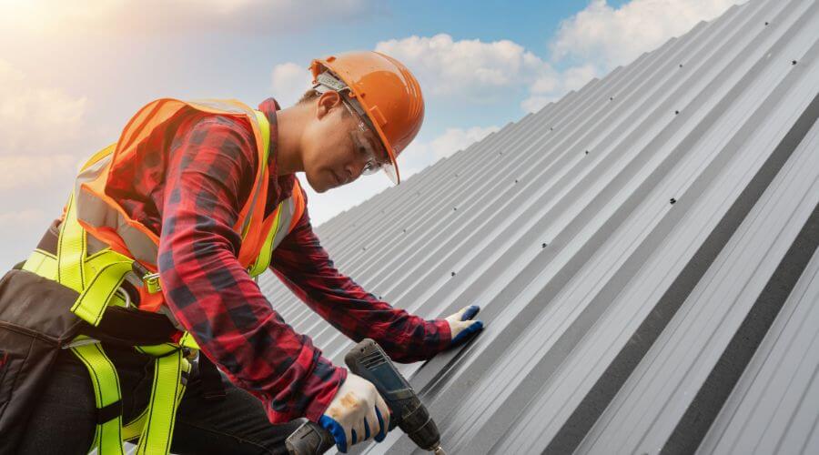 Professional Emergency Roof Repairs services in Covel, WV
